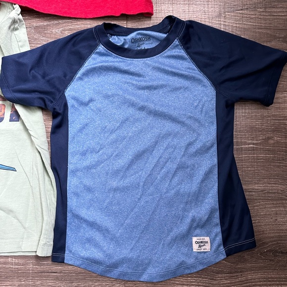 OshKosh B’Gosh Boys 6 Short Sleeve Shirts - Picture 3 of 13